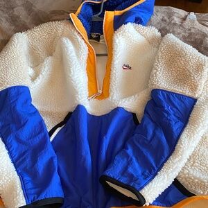 RARE Nike fleece pullover